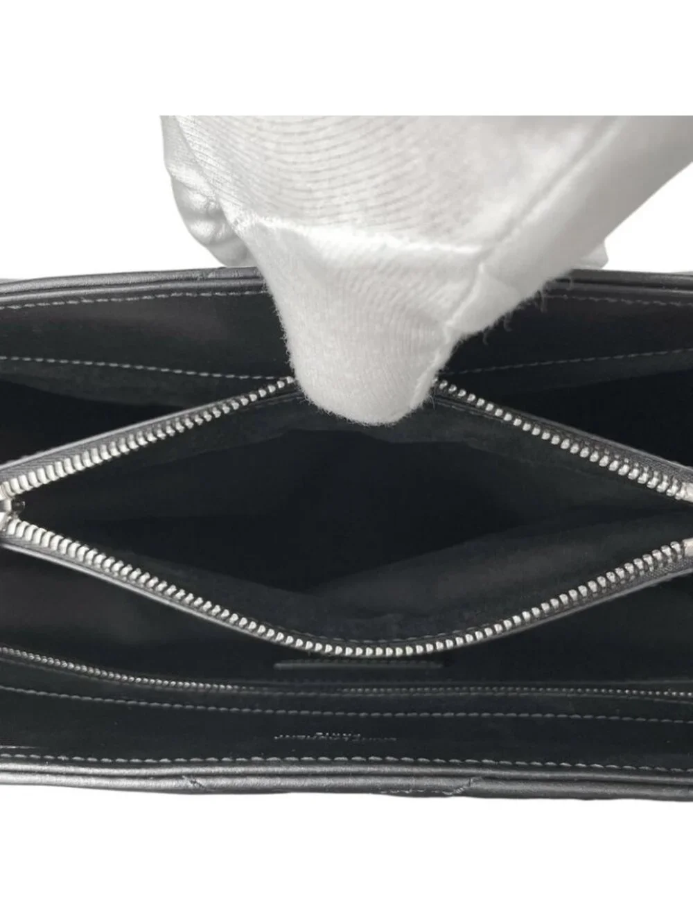 Saint Laurent Paris Lou Shoulder Bag Leather Black - Picture 12 of 12